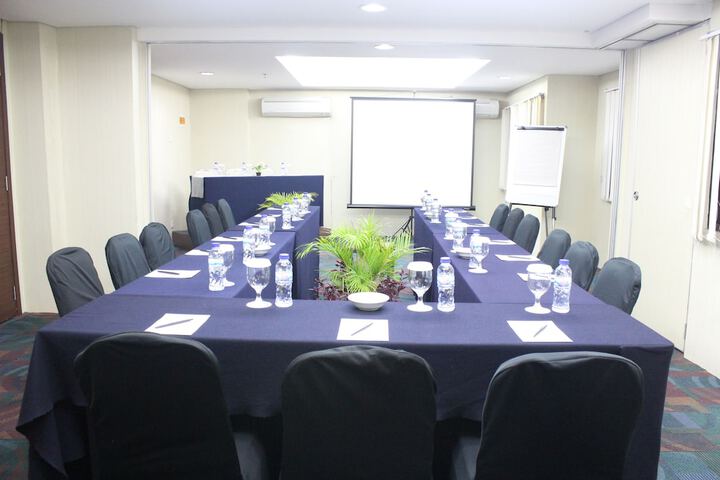 Meeting 33 of 38