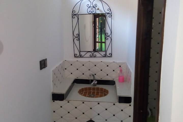 Room 14 of 61