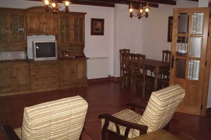 Room 12 of 26