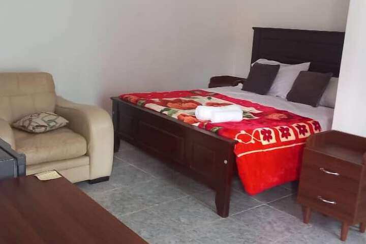Room 9 of 26