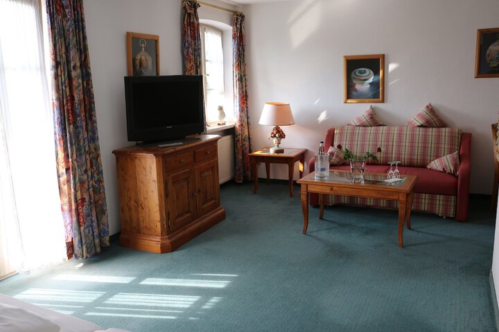 Room 14 of 49
