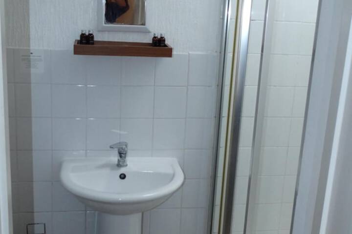 Room 14 of 26