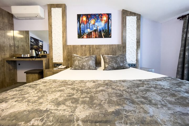 Room 19 of 41