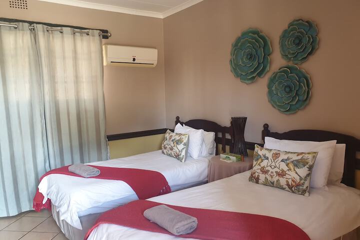 Room 14 of 49