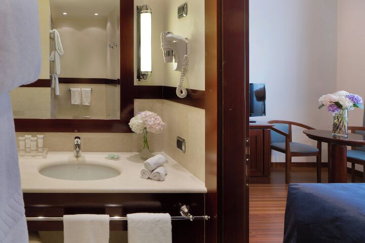 Bathroom Photo