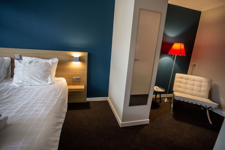 Room 9 of 55