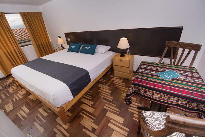 Room 12 of 30