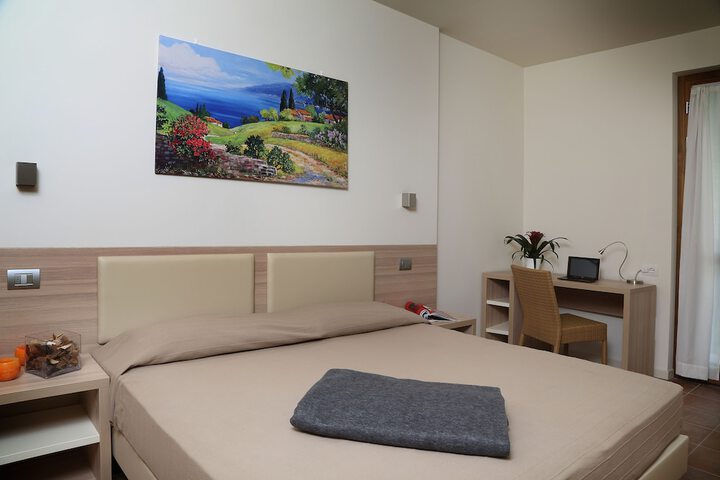 Room 17 of 59