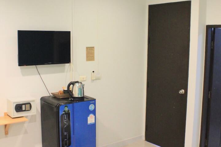 Room 27 of 112