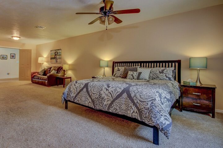 Room 3 of 39
