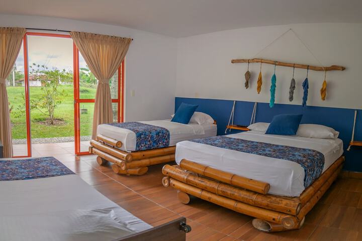 Room 34 of 63