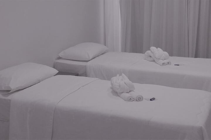Room 27 of 63