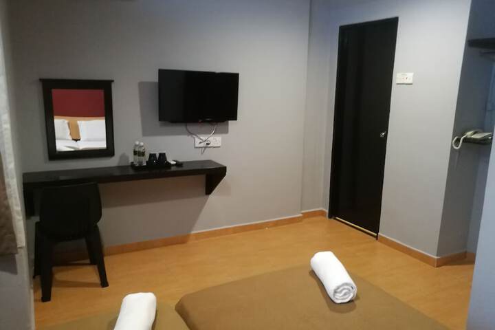 Room 15 of 39