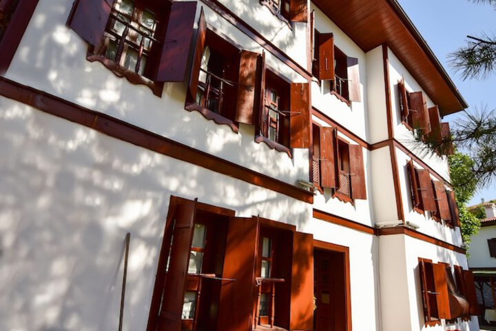 Hotel 19 of 20
