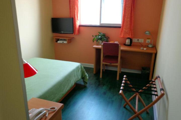 7 Days Inn Bengbu Train Station Hotel Branch