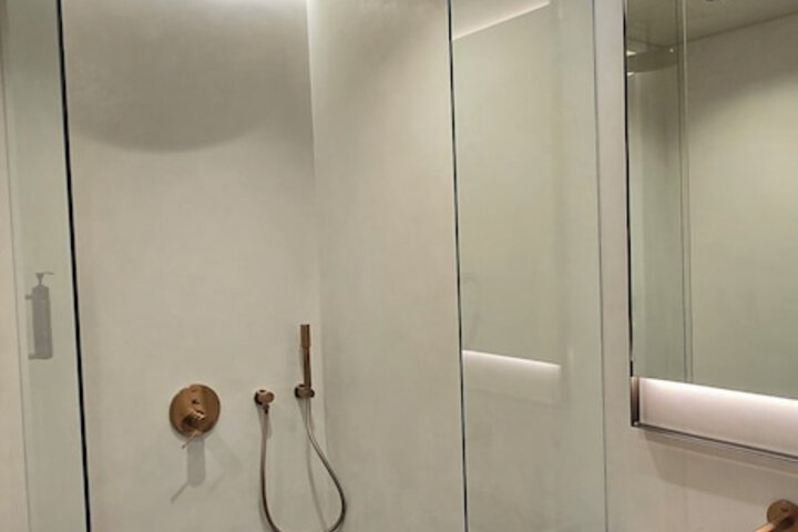 Room 28 of 91