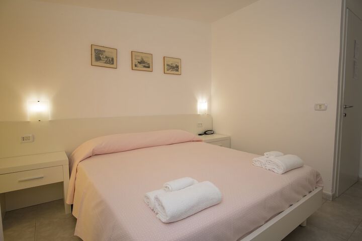 Room 13 of 45