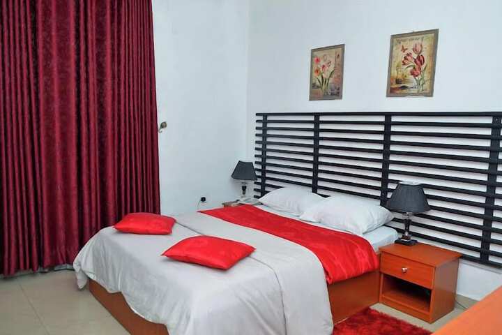 Room 12 of 49