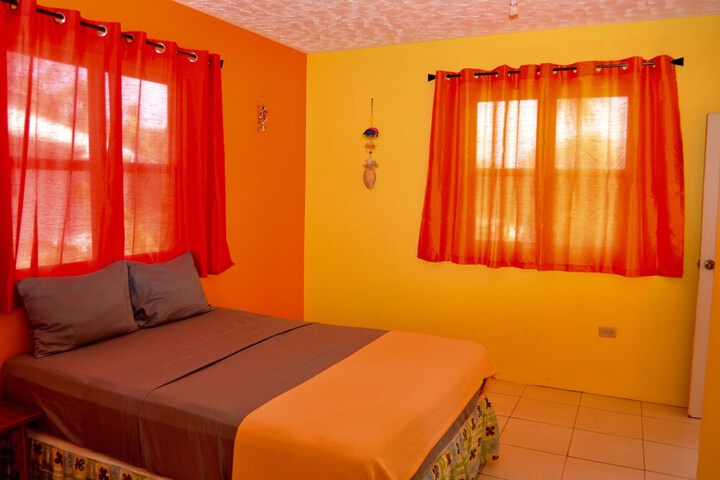 Room 30 of 96