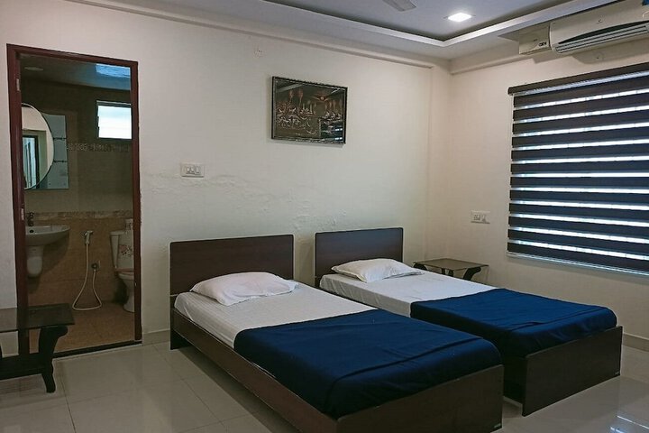 Room 29 of 61