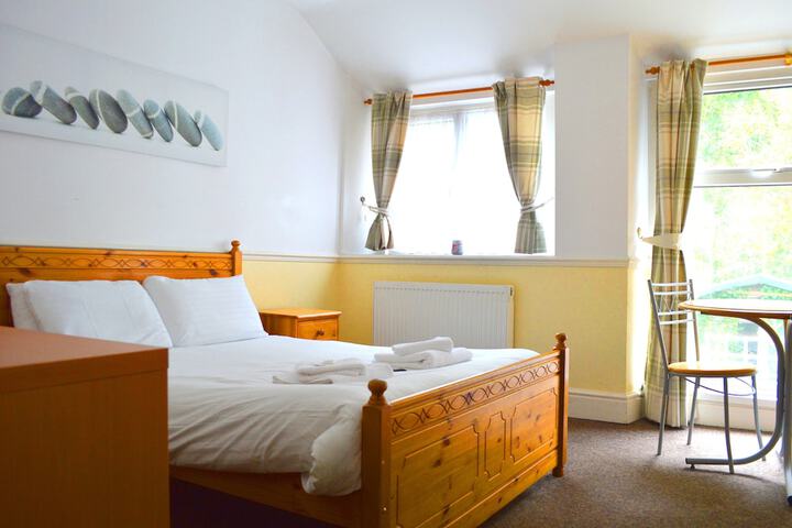 Room 17 of 47