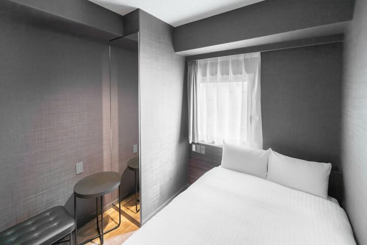 Room 19 of 53