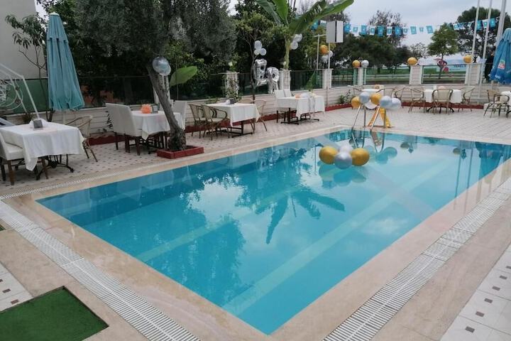 Pool 29 of 55