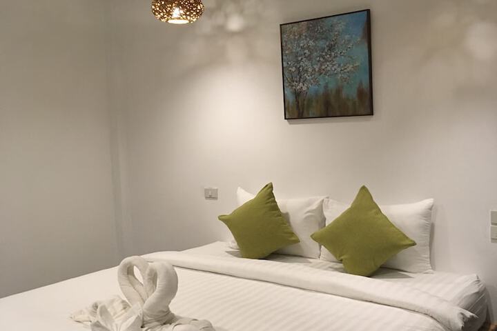 Room 15 of 50