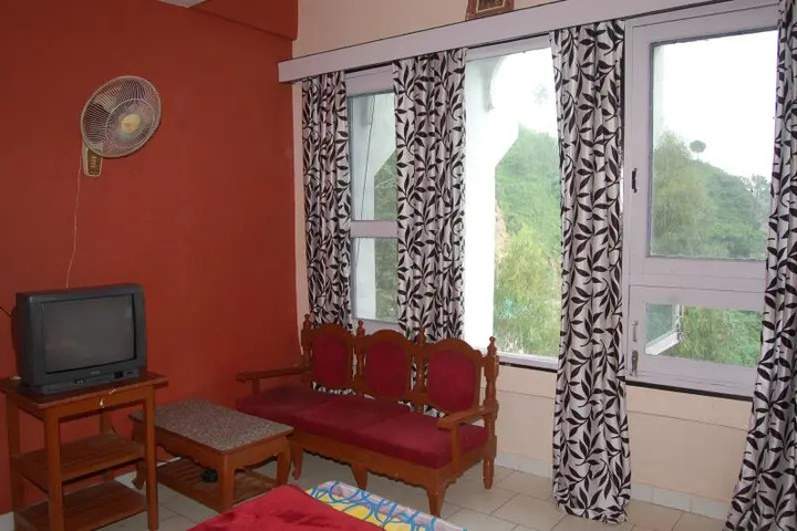 Room 3 of 5
