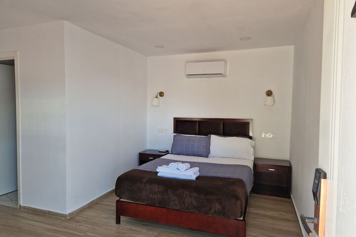 Room 14 of 85