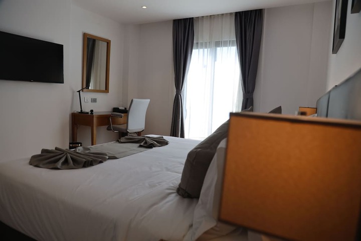 Room 18 of 56