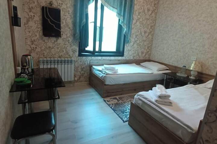 Room 8 of 29