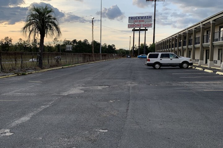 Property Grounds 11 of 13