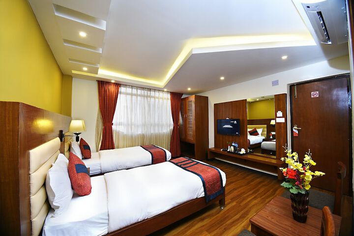 Room 180 of 339