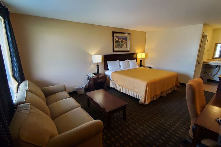 Room 14 of 19