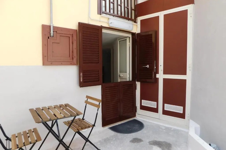 Terrace/Patio 6 of 13