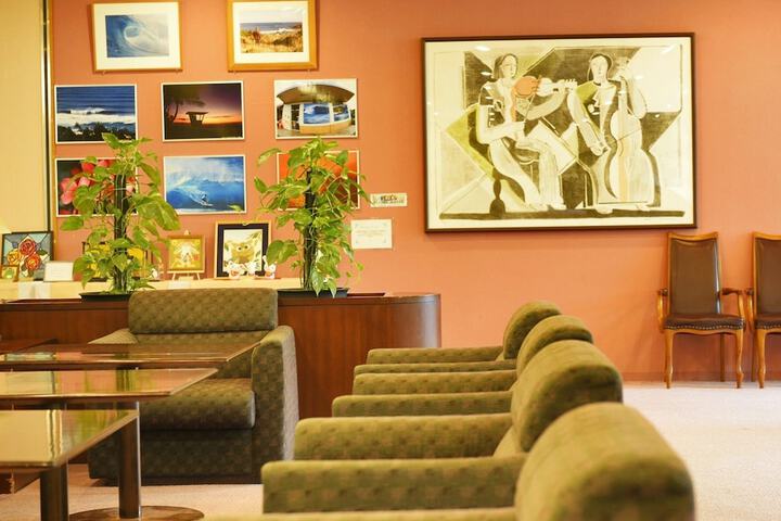 Hotel Lobby