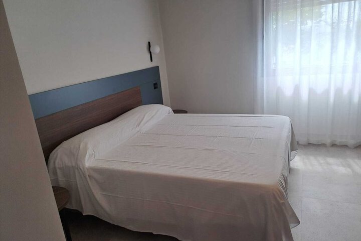 Room 20 of 56