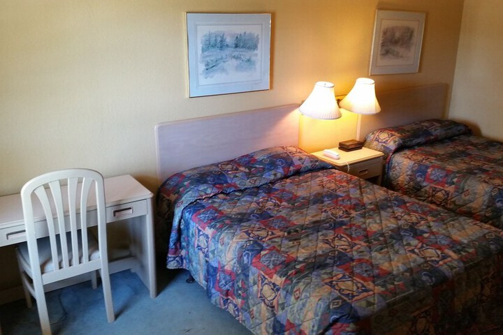 Room 7 of 46