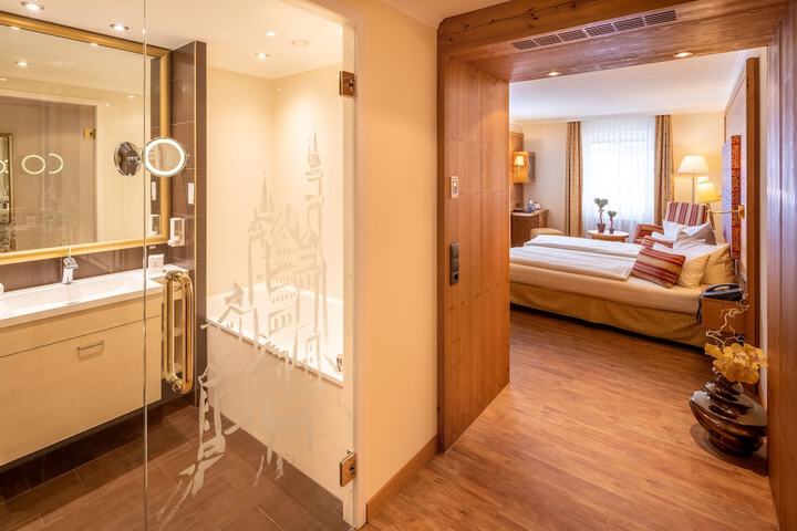 Room 35 of 158