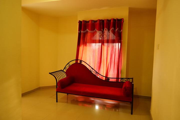 Room 8 of 19
