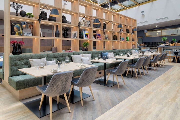 Dining 43 of 85