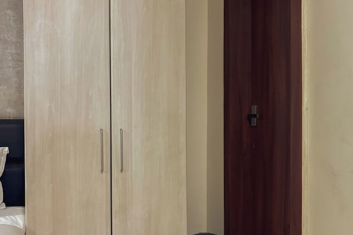 Room 13 of 39