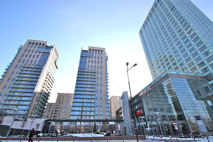 Platinum Towers E-Apartments in Warsaw