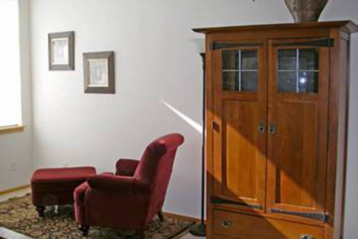Room 13 of 16