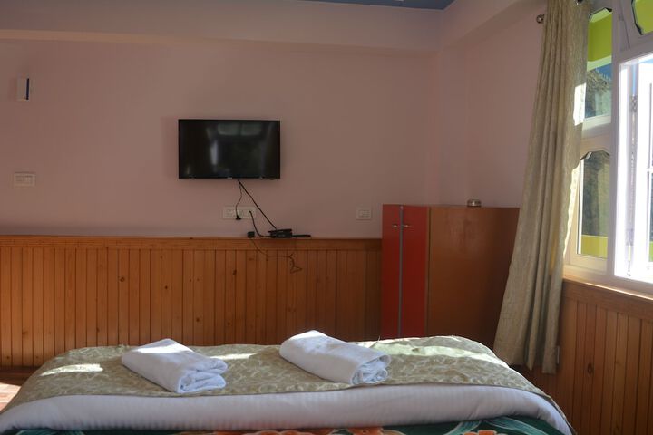 Room 13 of 45