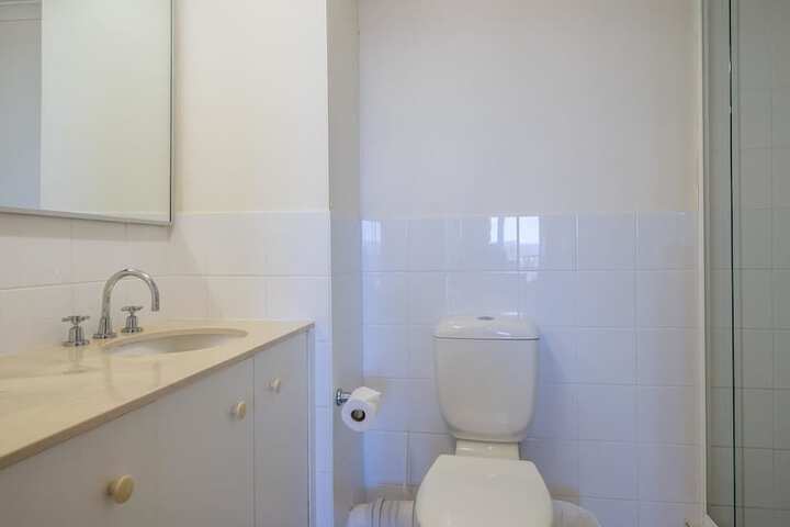 Room 14 of 30