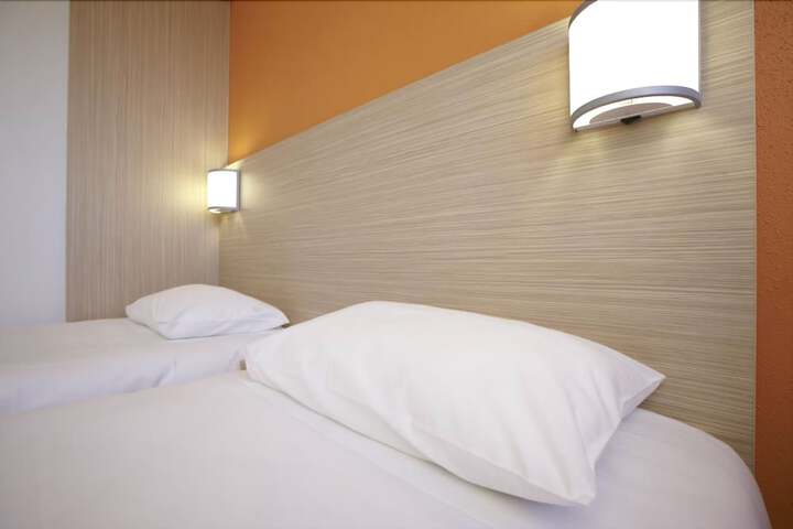 Room 14 of 45