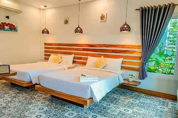 Room 27 of 47