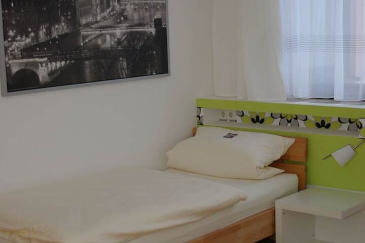 Room 3 of 26
